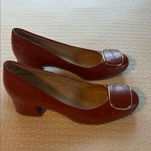Naturalizer Burgundy Pumps with Square Buckle